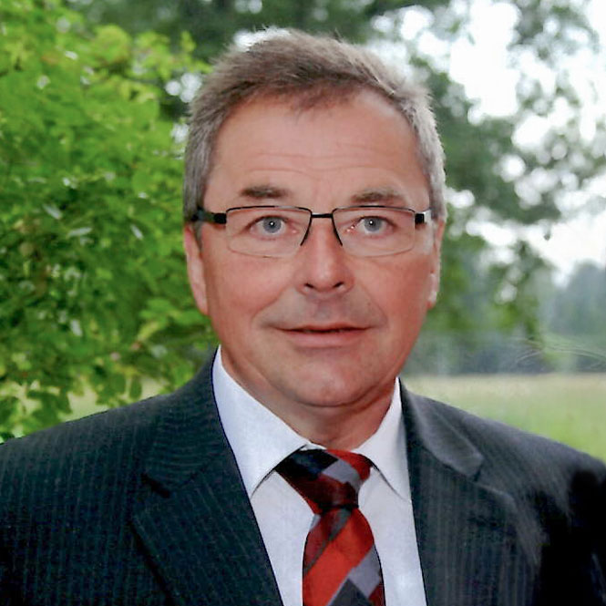 Hermann Steveker - Geschäftsführer ab1983